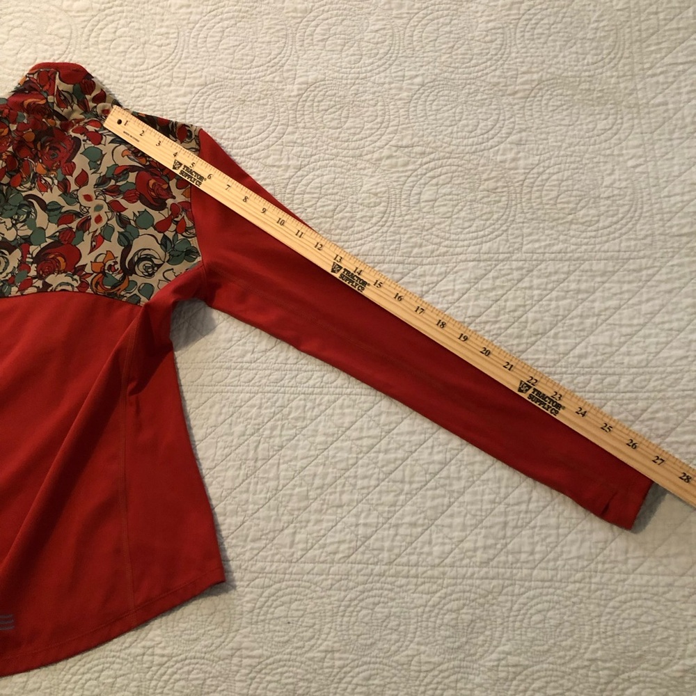 Janji Helio Tech half zip running top. Size XS. - Picture 7 of 7